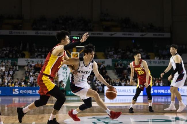 中国男篮世预赛亚洲实力排名跌至11 连续失利影响排名